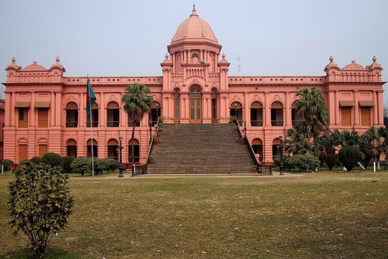 Ahsan_Manzil-Front_View