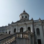 Front_view_of_Tajhat_Landlord's_Palace_in_Rangpur,_Bangladesh