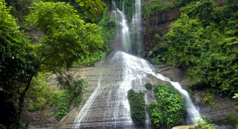 Napittachora-trail-waterfall-770x420