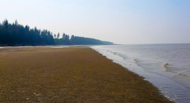 Shuvo-Sondha-Sea-Beach-Barguna-770x420