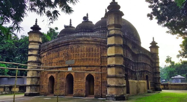 atia-mosque-tangail-770x420 (1)